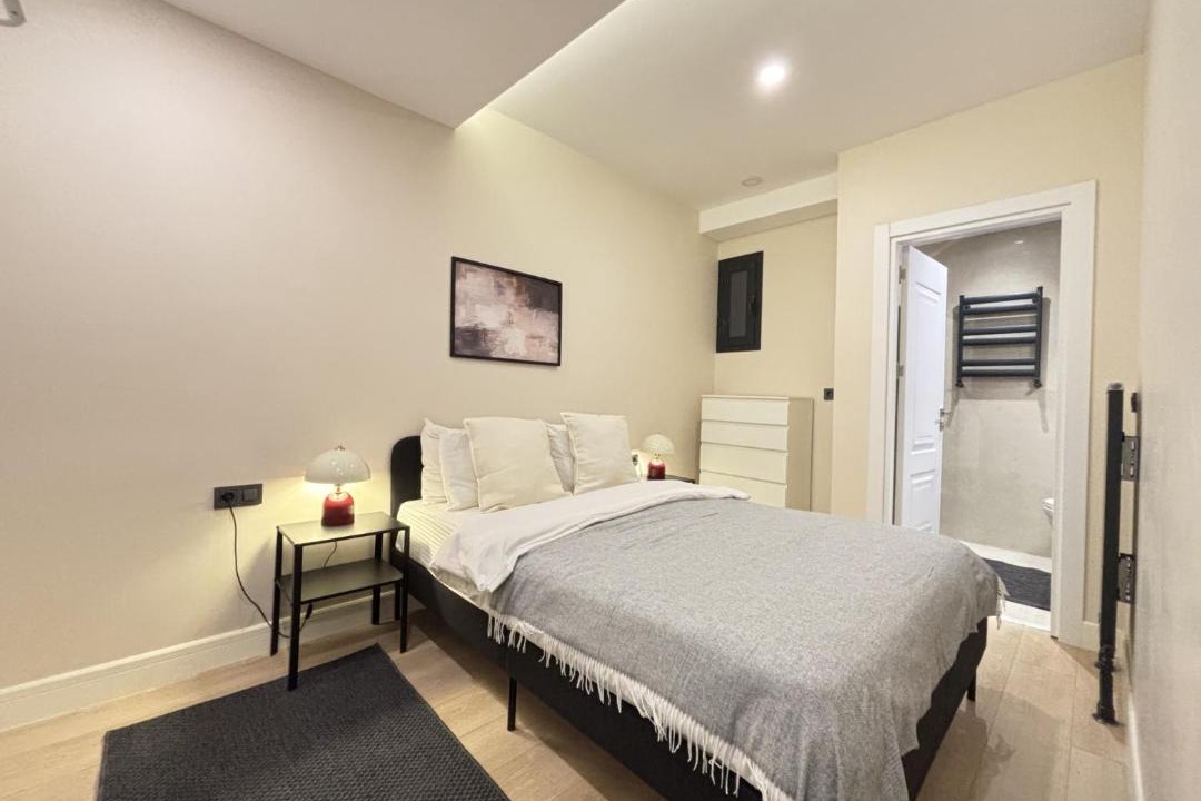 Osmanbey Apartment | Luxury 2-BR Residence in Nişantaşı
