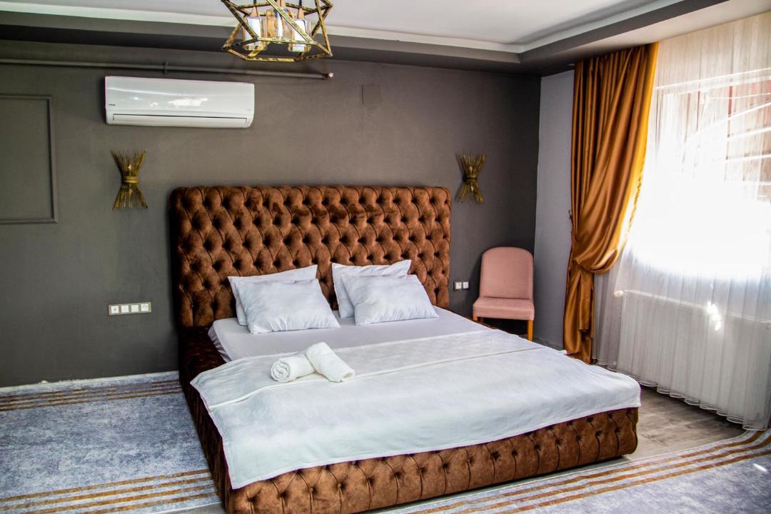 Mezetli Hotel | We Nirvana Otel