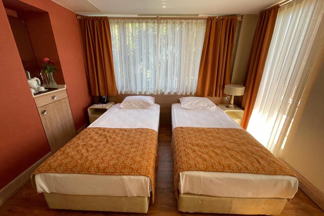 Side Hotel | CLUB GRAND SIDE