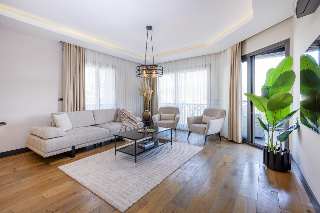 Bornova Apartment | Utopia Suite Residence - 3 Bedroom with Jacuzzi