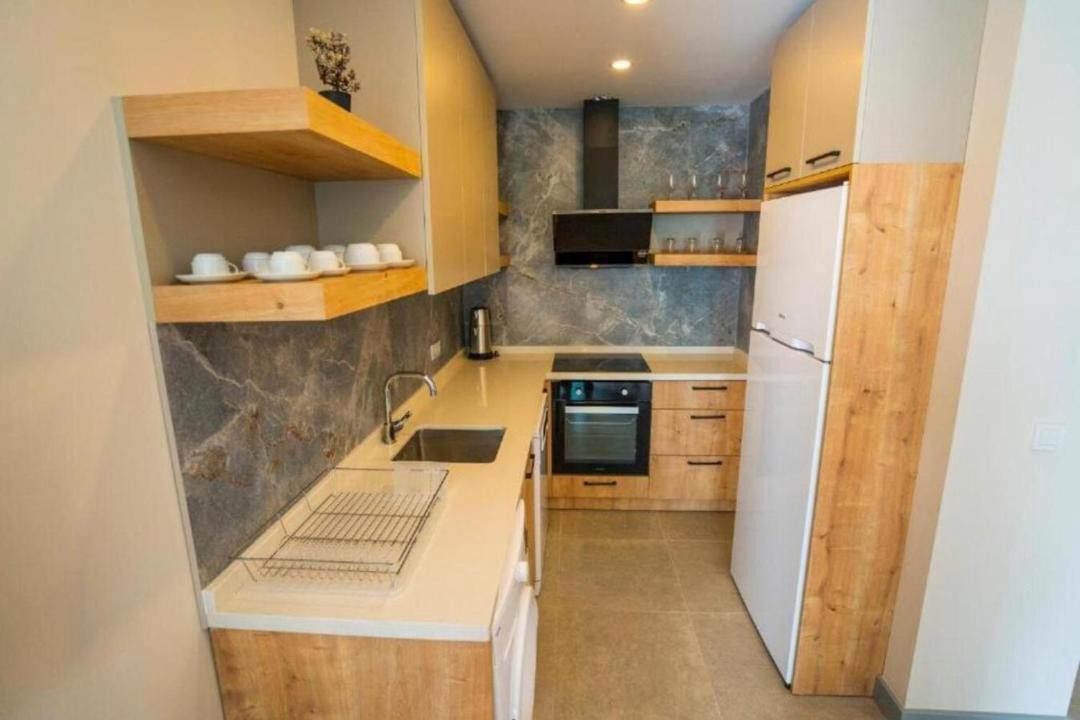 Lara Hotel | Letstay Marine Homes