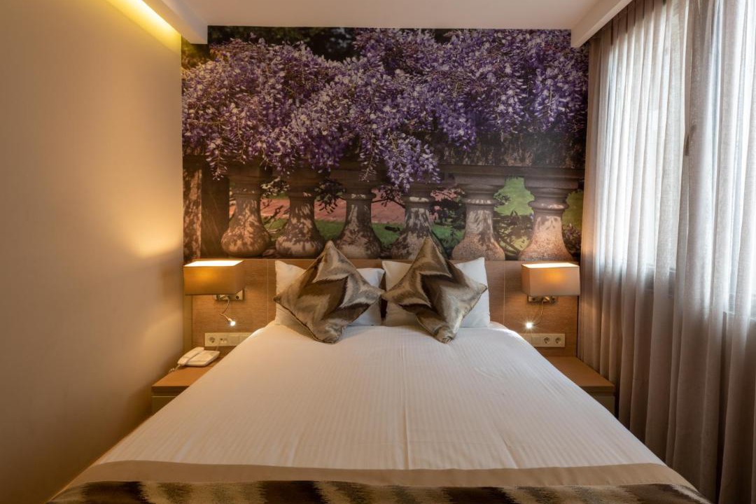 Moda Hotel | Riva's Moda