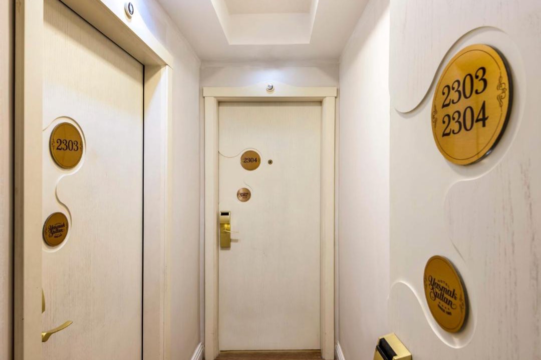 Cagaloglu Hotel | Hotel Yasmak Sultan