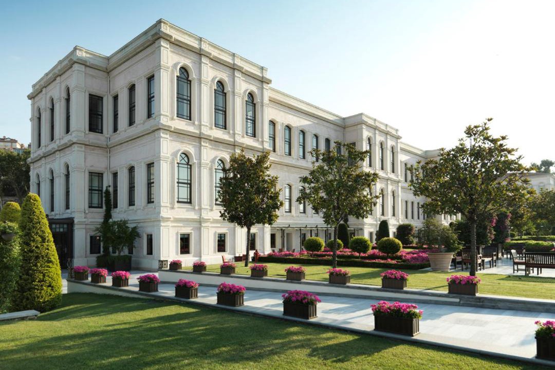 Besiktas Hotel | Four Seasons Hotel Istanbul at the Bosphorus