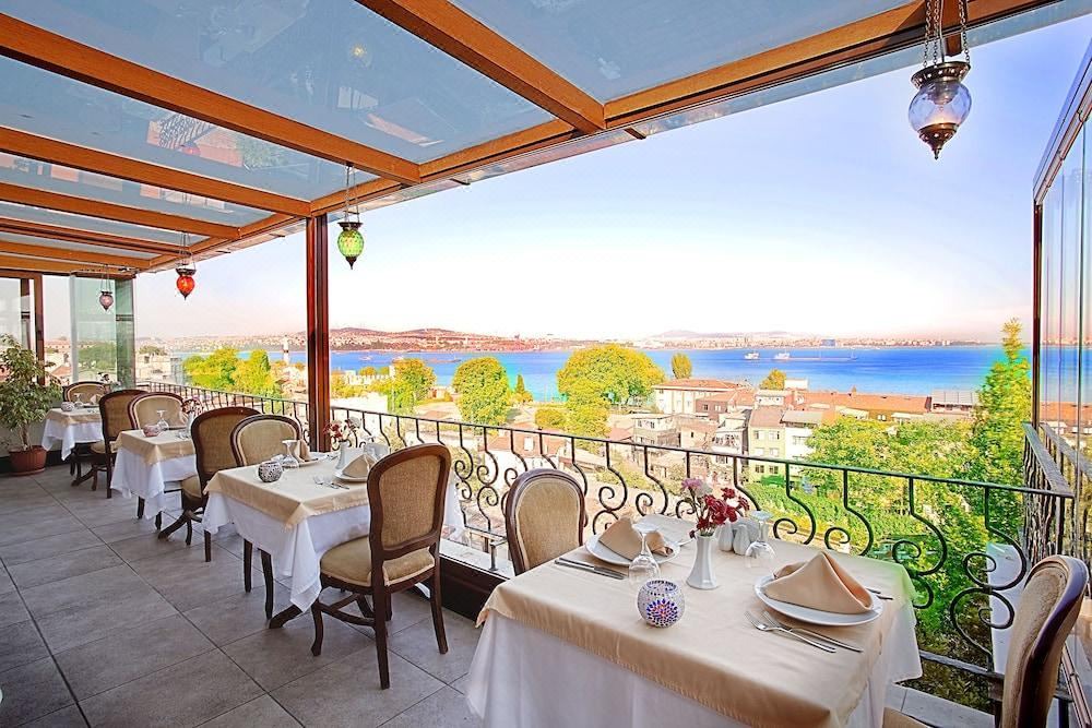 Photo of Patio Balcony in Sultanahmet