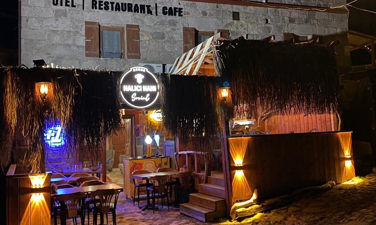 Photo of Outdoor in Behram