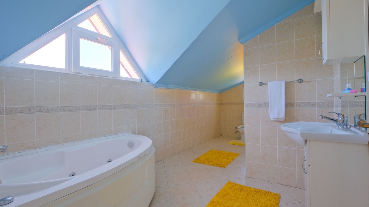 Photo of Bathroom in Mentese