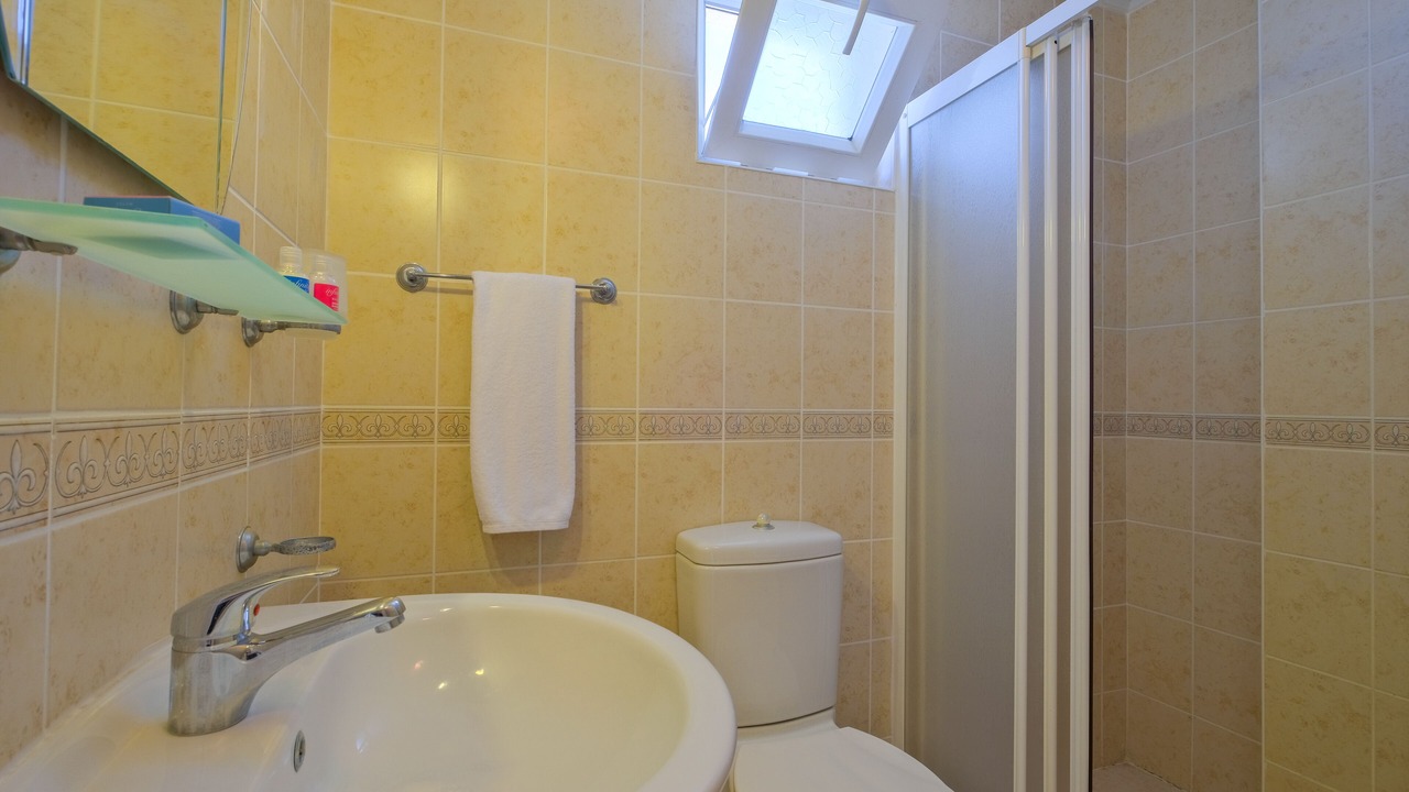 Photo of Bathroom in Mentese