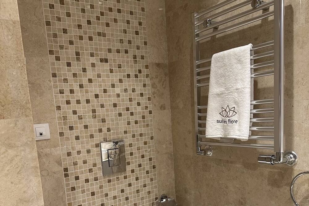 Photo of Bathroom in Maslak