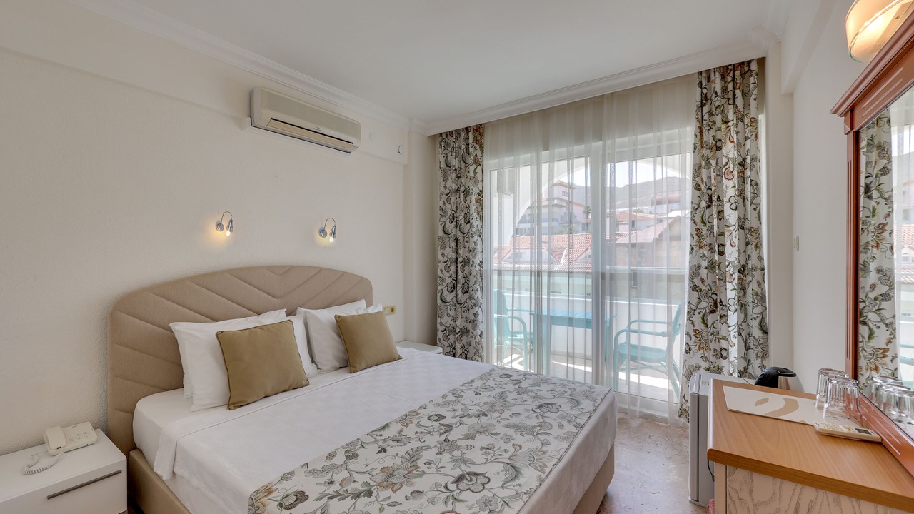 Photo of Bedroom in Icmeler City Center
