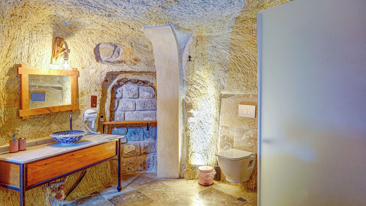 Photo of Bathroom in Cavusin