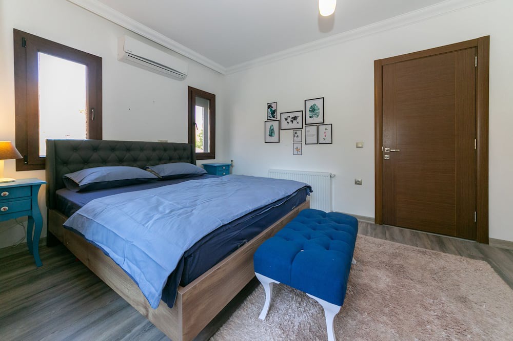 Photo of Bedroom in Icmeler