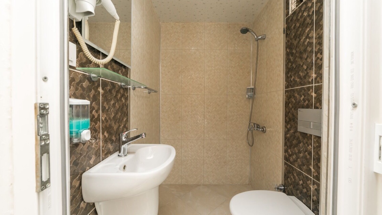 Photo of Bathroom in Lara