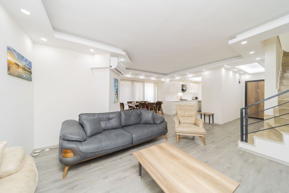 Photo of Livingroom in Aksu