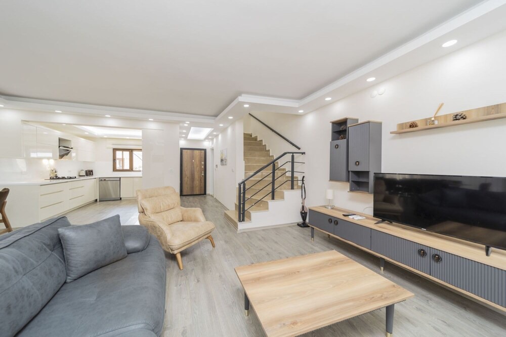 Photo of Livingroom in Aksu