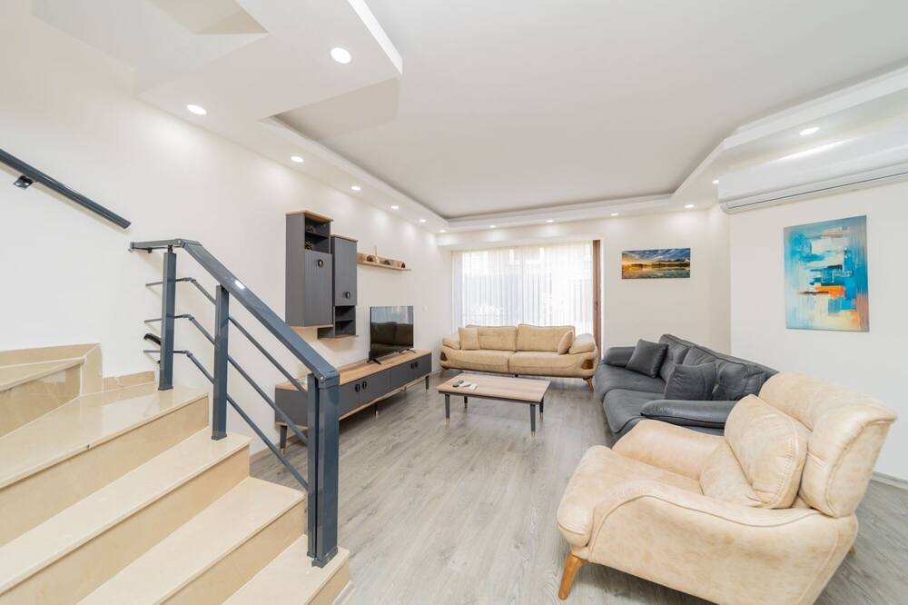 Photo of Livingroom in Aksu