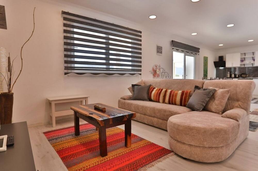 Photo of Livingroom in Sarıbelen