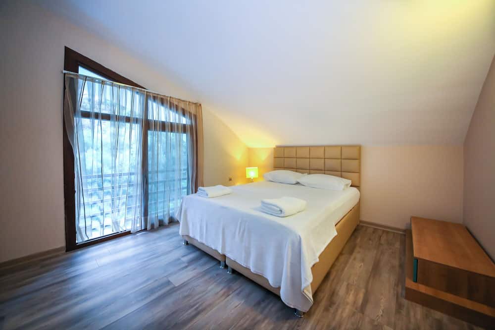 Photo of Bedroom in Icmeler