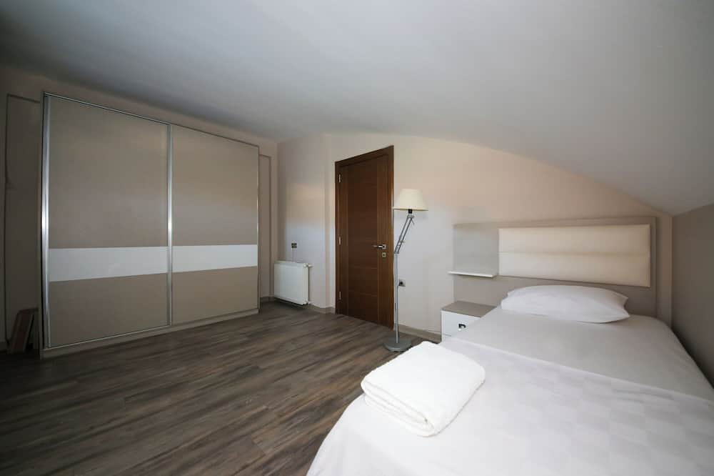 Photo of Bedroom in Icmeler