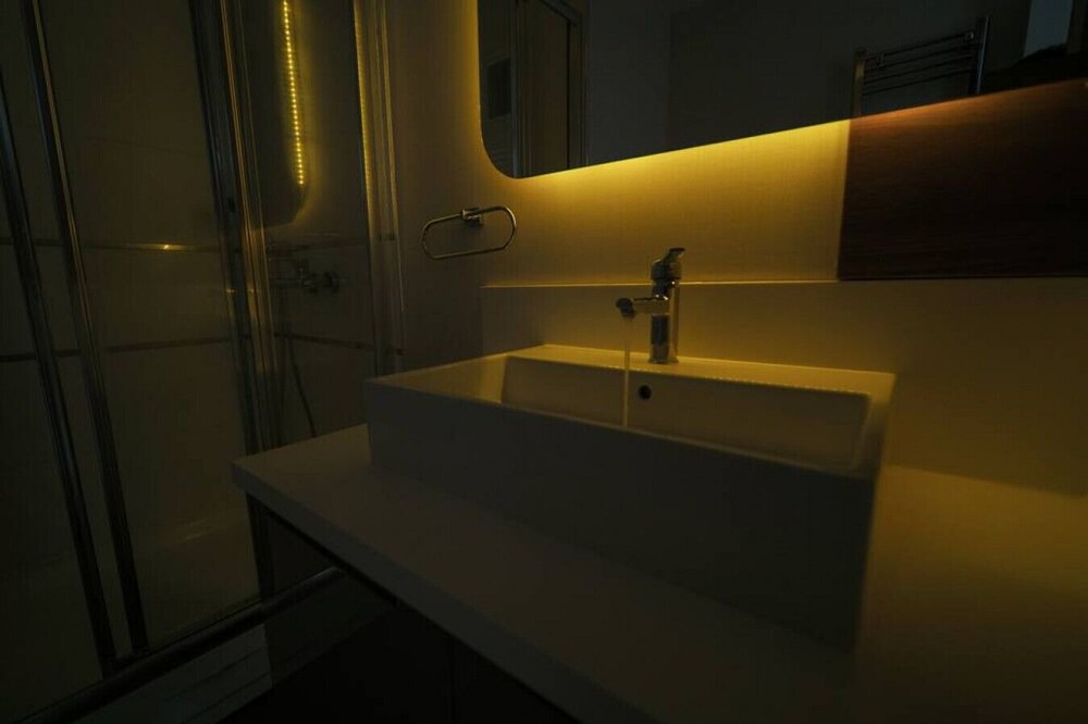 Photo of Bathroom in Basaksehir