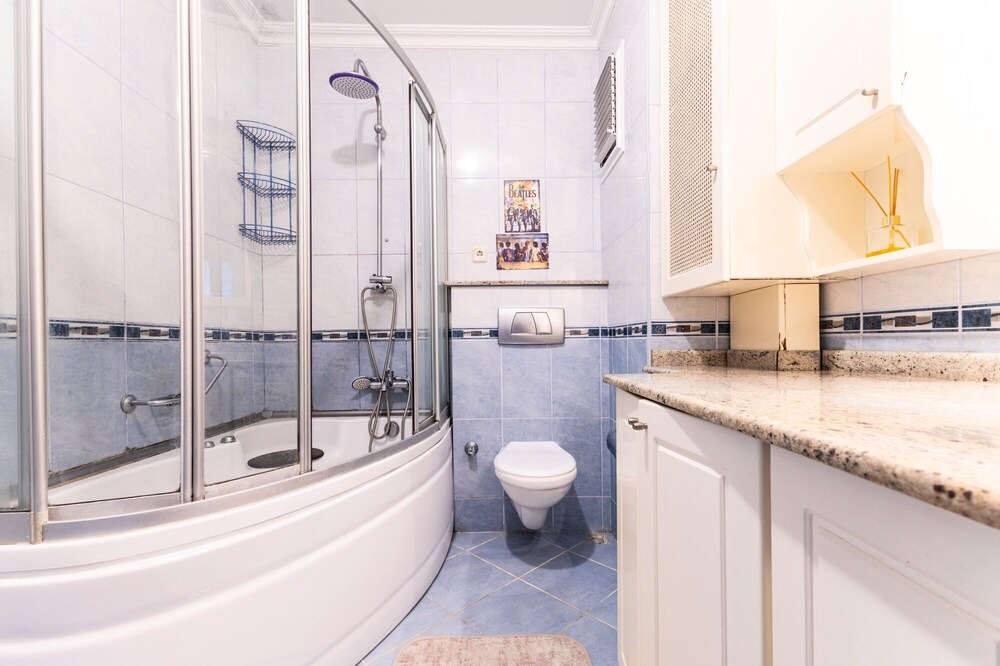 Photo of Bathroom in Maltepe