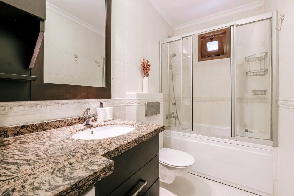 Photo of Bathroom in Bostanci