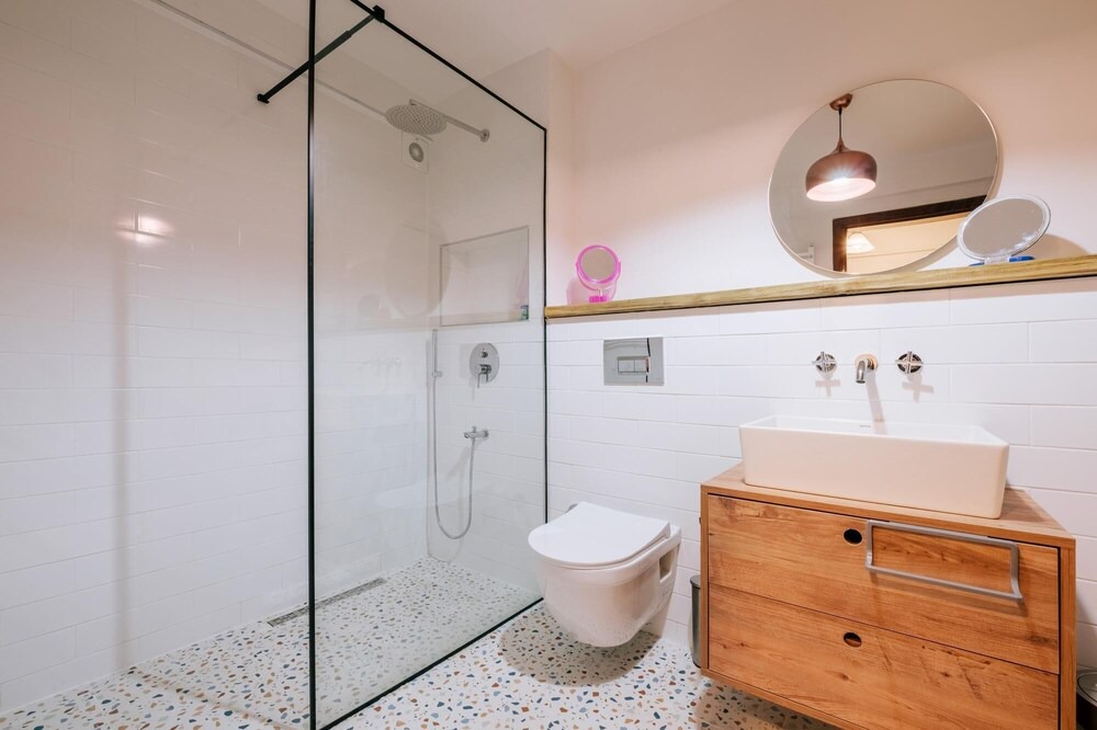 Photo of Bathroom in Osmanbey