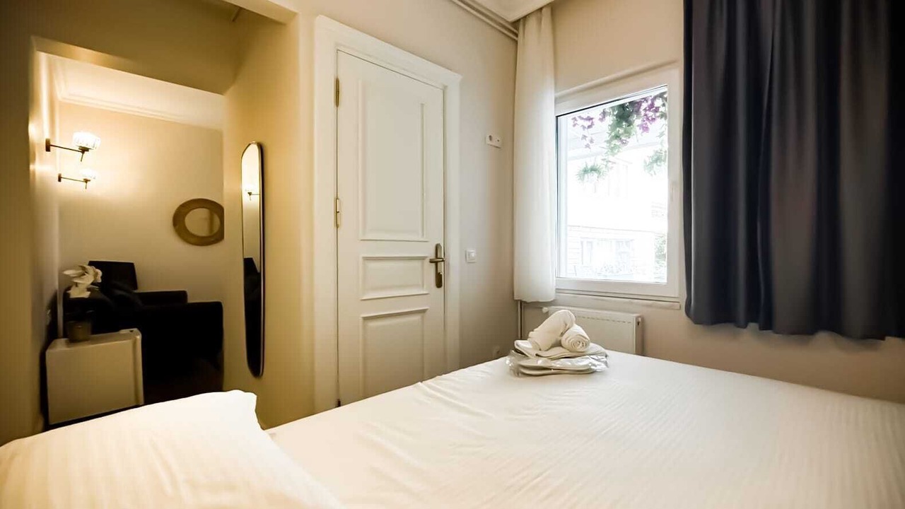 Photo of Bedroom in Adalar