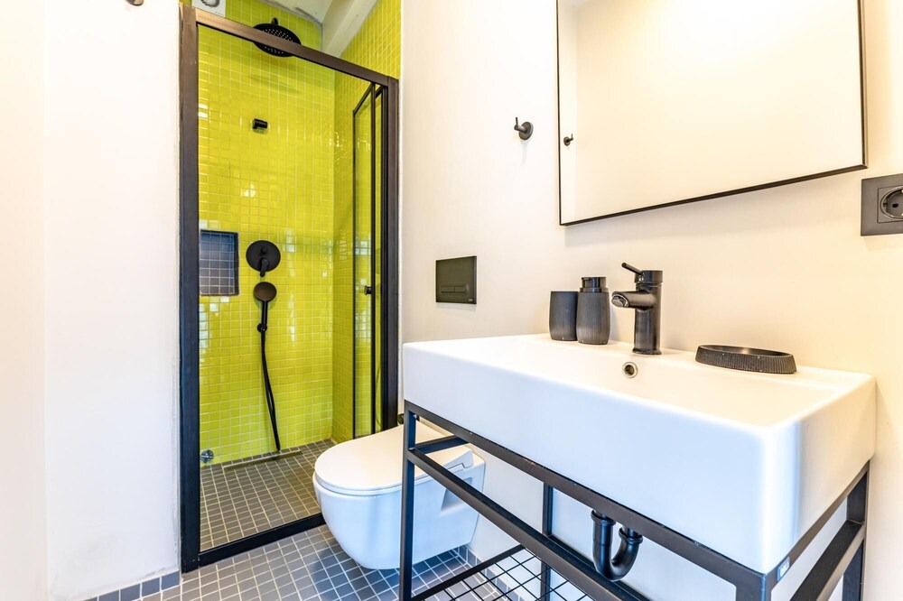 Photo of Bathroom in Cihangir