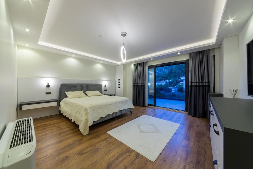 Photo of Bedroom in Icmeler