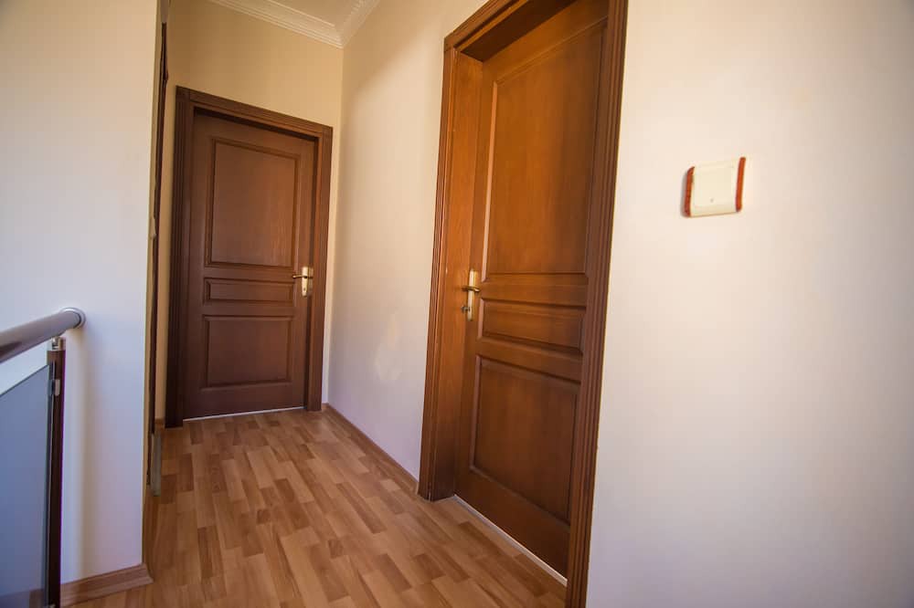 Photo of Bedroom in Icmeler