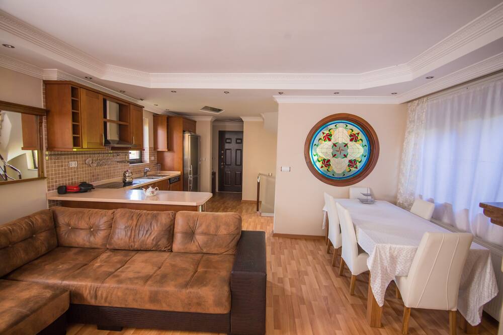 Photo of Livingroom in Icmeler