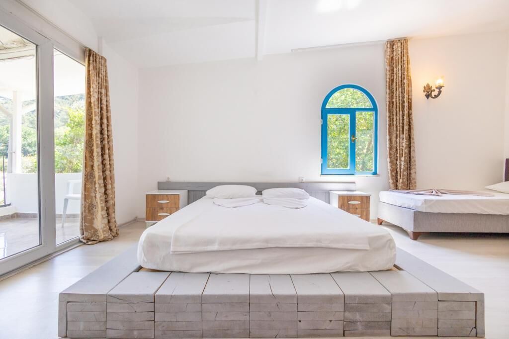 Photo of Bedroom in Avlana