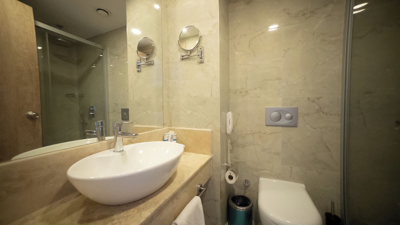 Photo of Bathroom in Camyuva