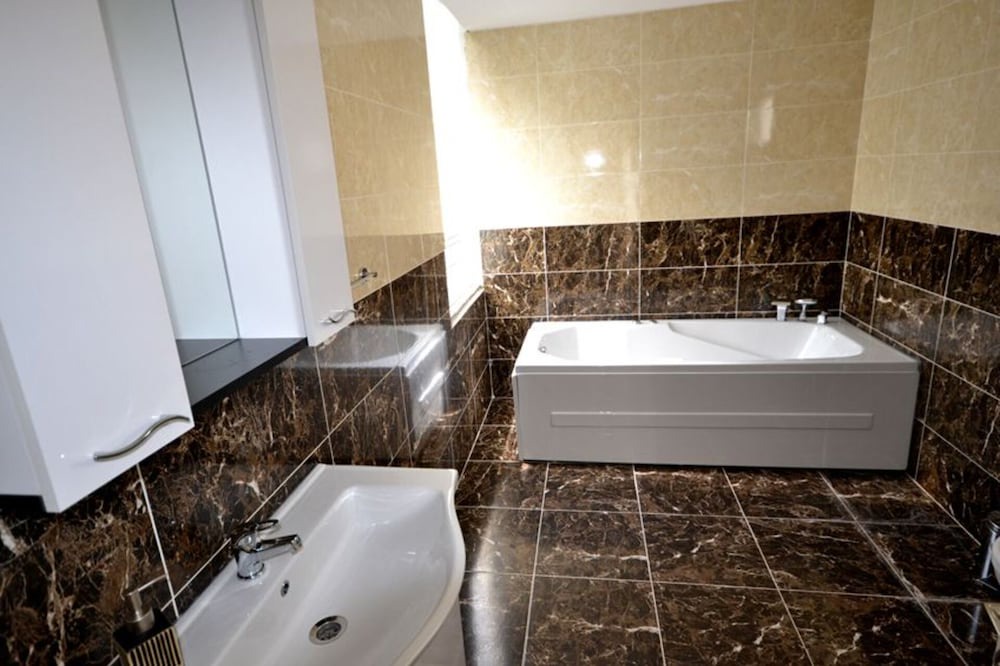 Photo of Bathroom in Islamlar