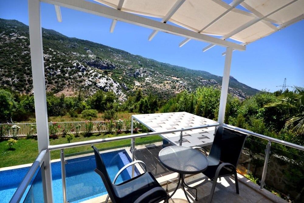 Photo of Patio Balcony in Islamlar