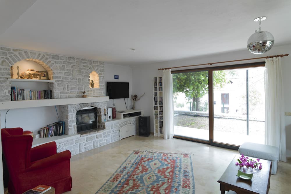 Photo of Livingroom in Datca City Center