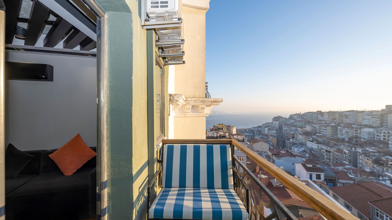 Photo of Patio Balcony in Gumussuyu Mahallesi
