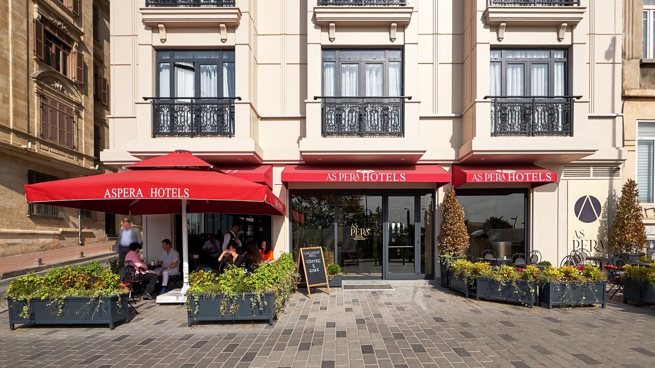 Photo of Outdoor in Pera