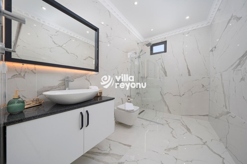 Photo of Bathroom in Faralya