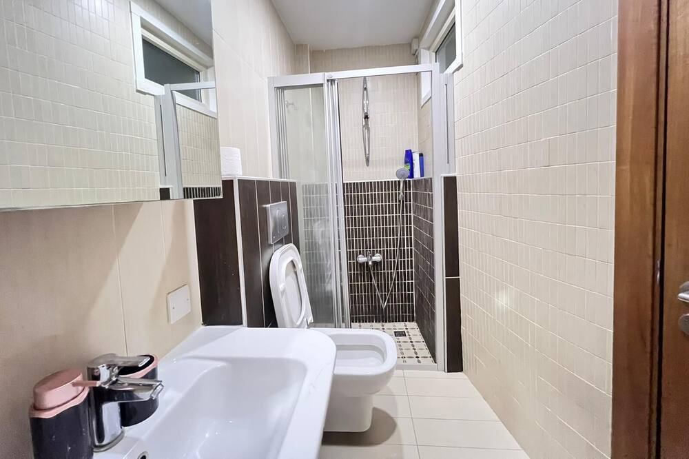 Photo of Bathroom in Cihangir