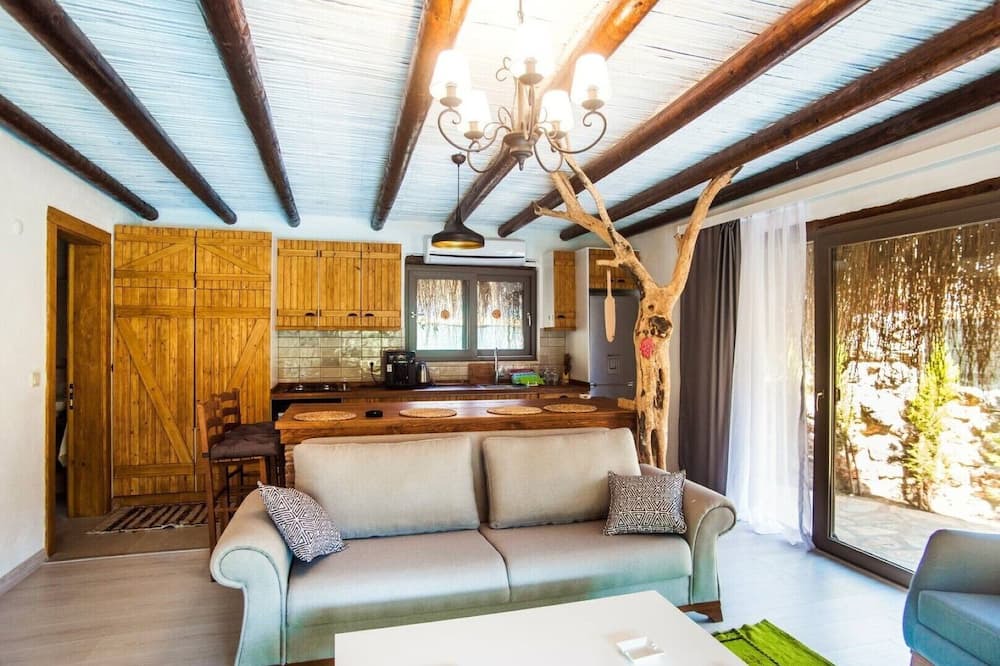 Photo of Livingroom in Akyaka