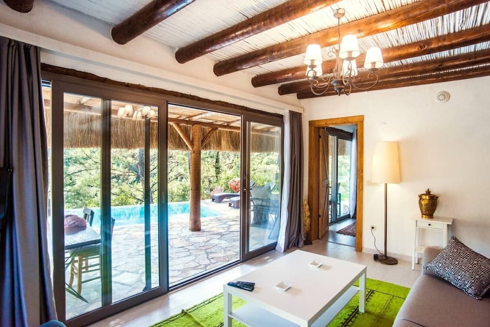 Photo of Bedroom in Akyaka