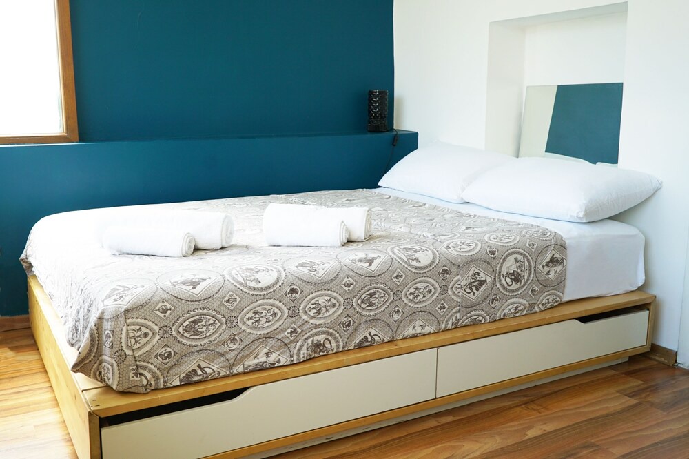 Photo of Bedroom in Cihangir