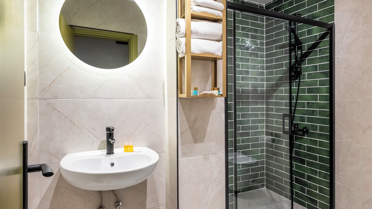 Photo of Bathroom in Pera