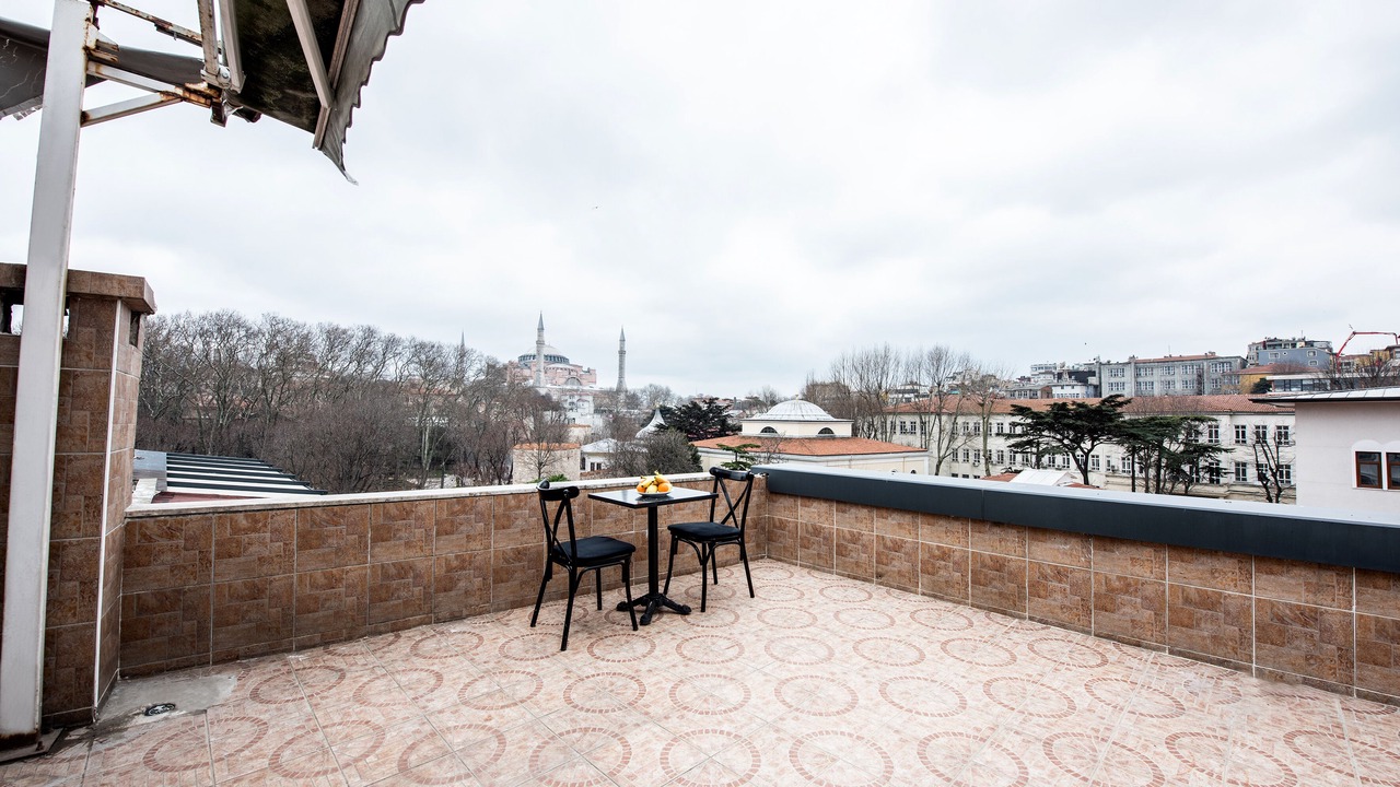 Photo of Patio Balcony in Cagaloglu