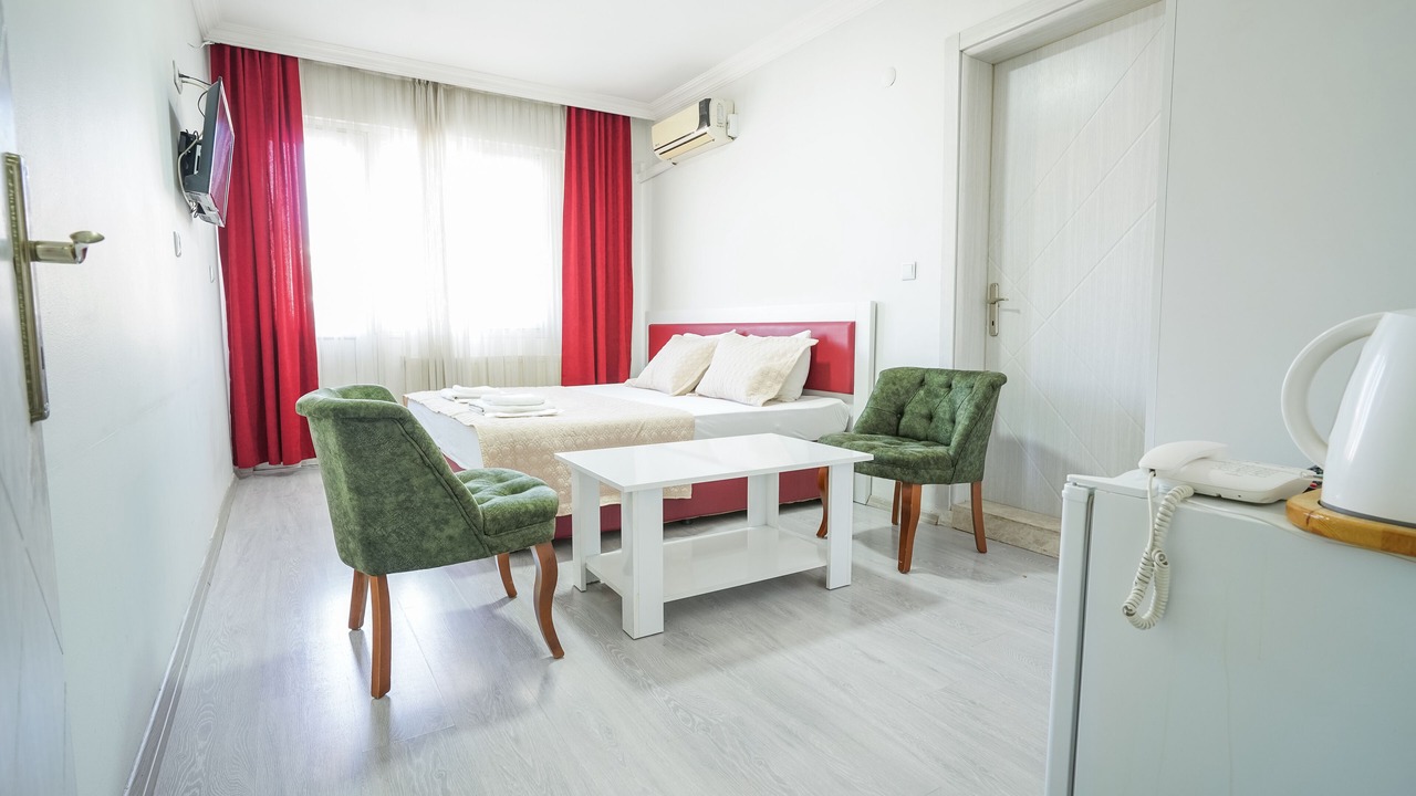 Photo of Bedroom in Buca