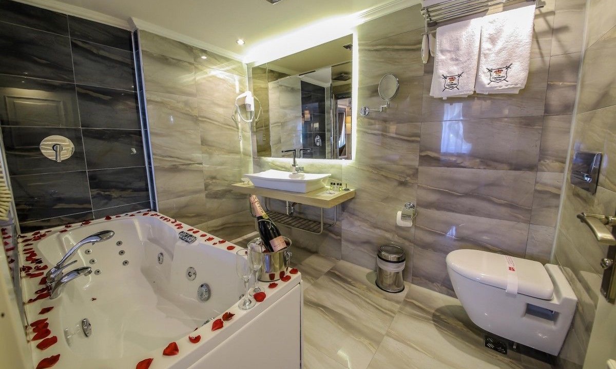 Photo of Bathroom in Sirkeci