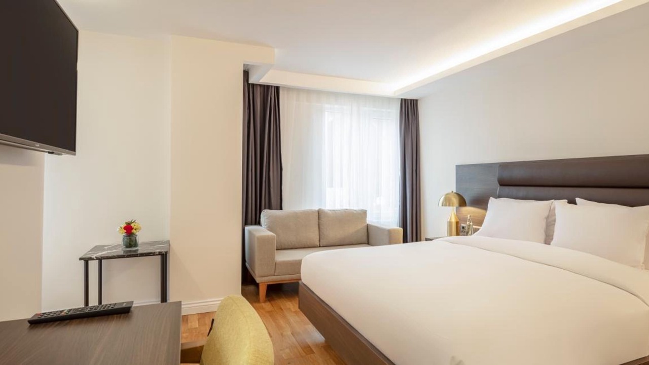 Photo of Bedroom in Osmanbey