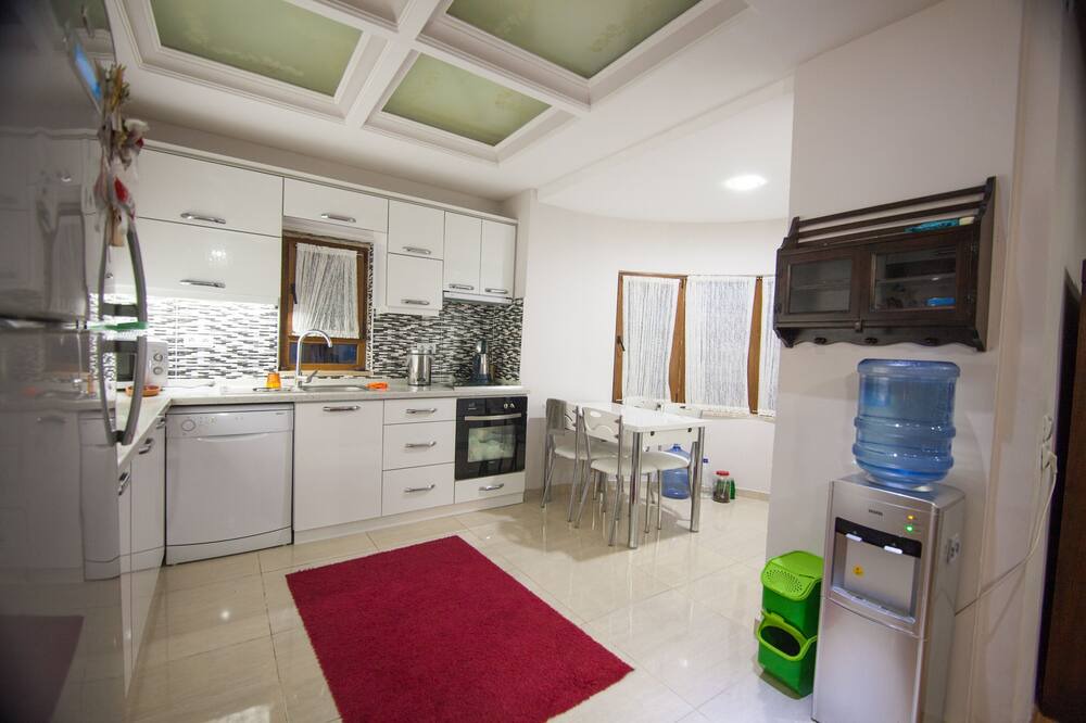 Photo of Kitchen in Icmeler